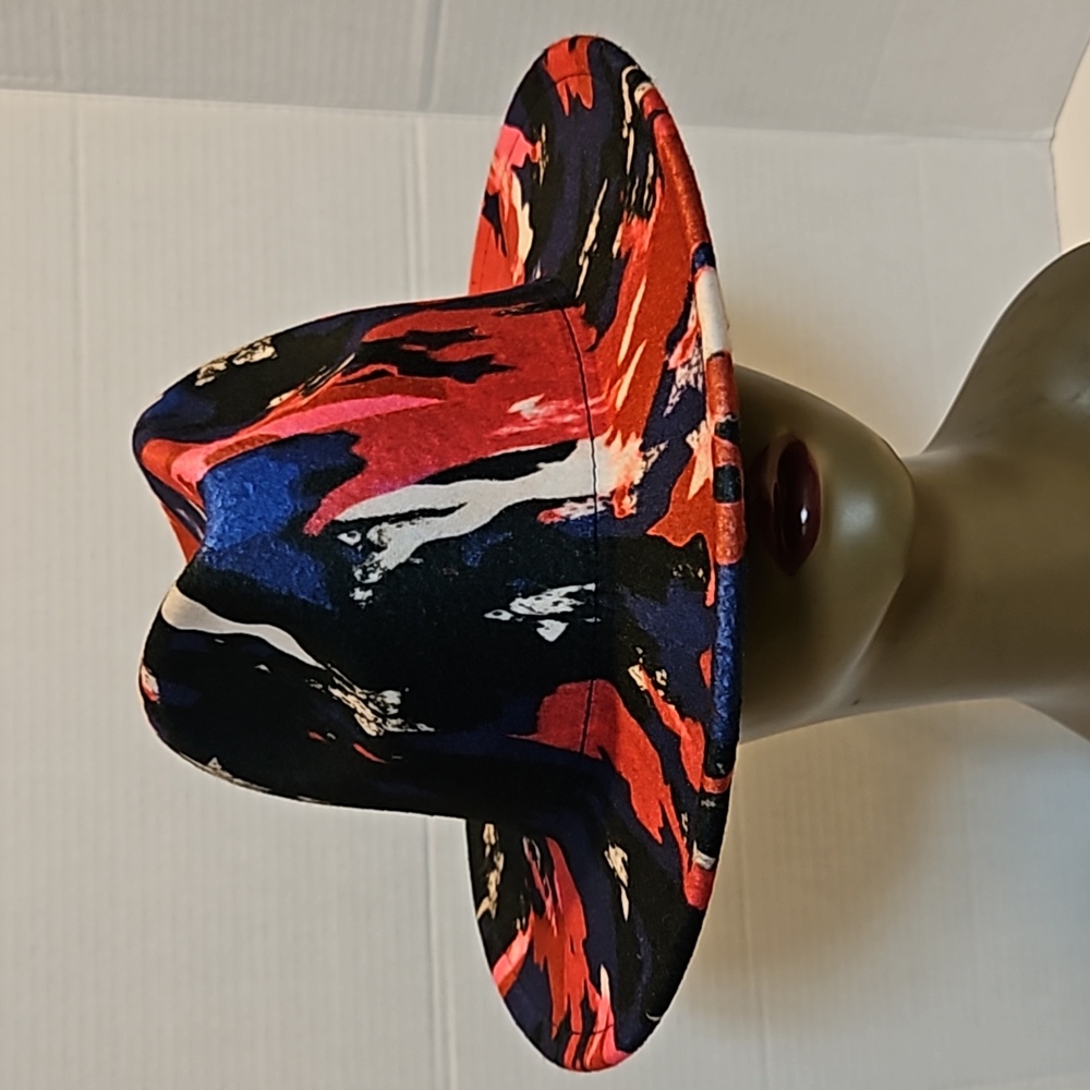 (NWOT) COWGIRL HAT